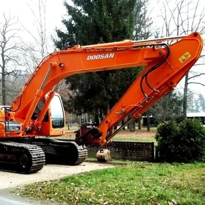 Doosan DX300LC- гусеничный экскаватор