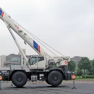 Самоходный кран Zoomlion RT100