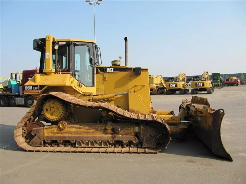 Бульдозер Caterpillar D6M LGP Год выпуска:2003