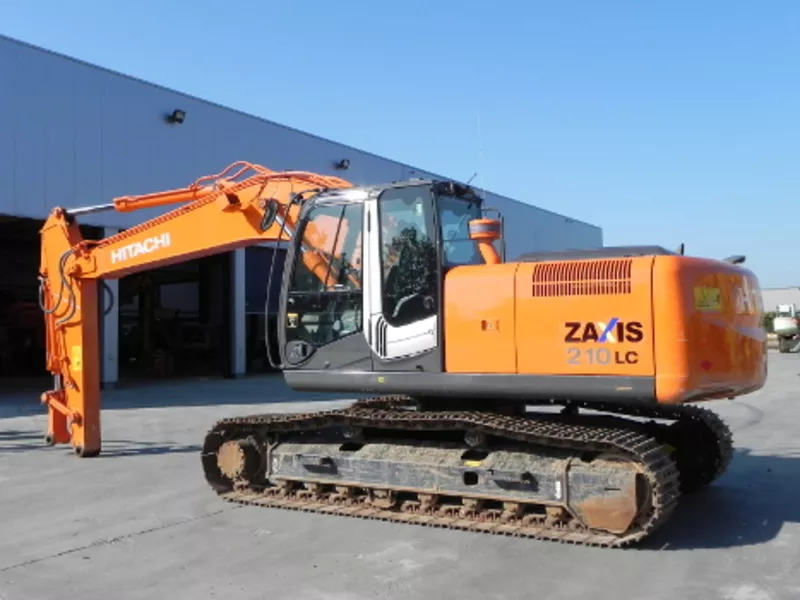 Гусеничный экскаватор Hitachi ZX 210  год выпуска:2007