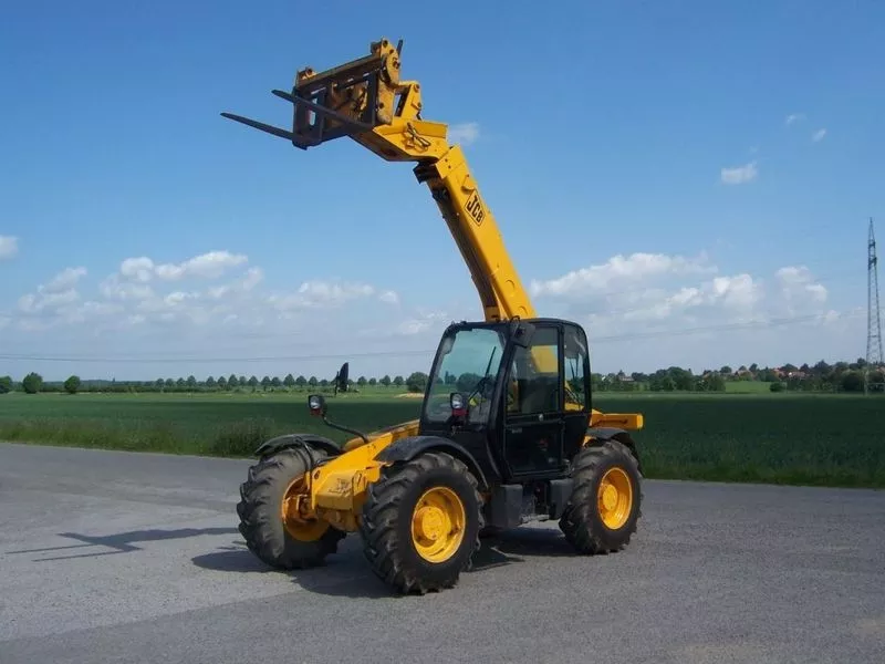 Телескопический погрузчик JCB 530-70