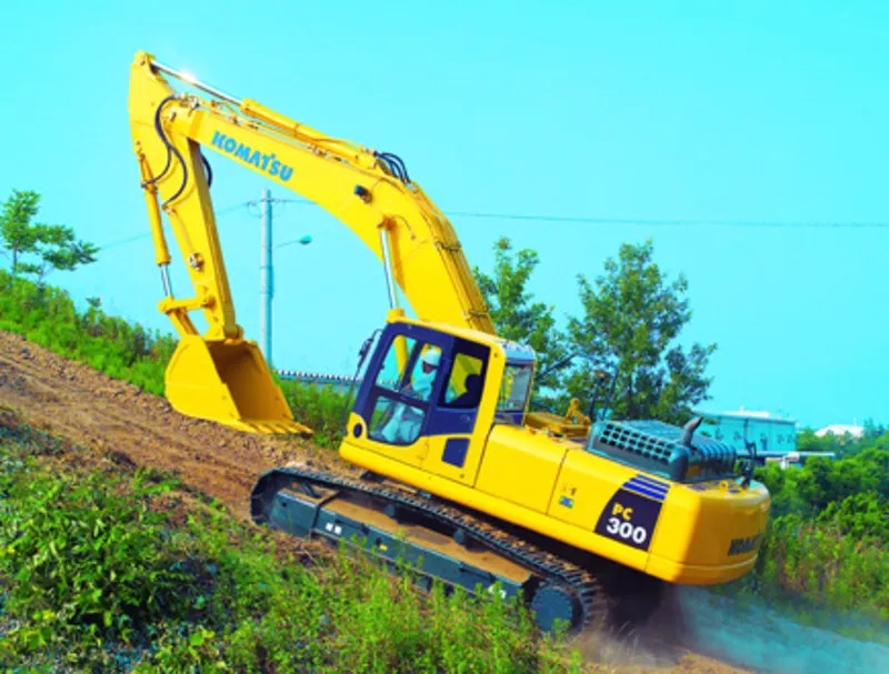 продается!!! Гусеничный экскаватор Komatsu PC300/LC-8