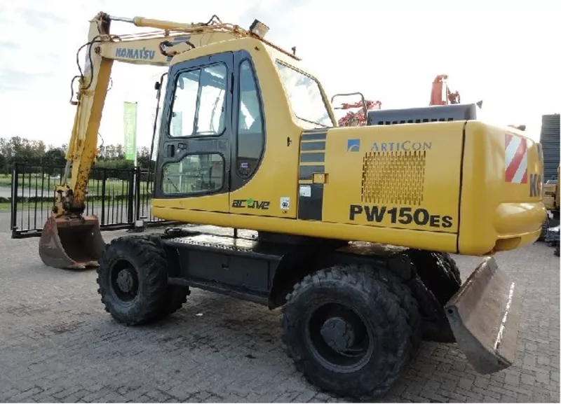 Komatsu PW150ES-6K — колесный экскаватор