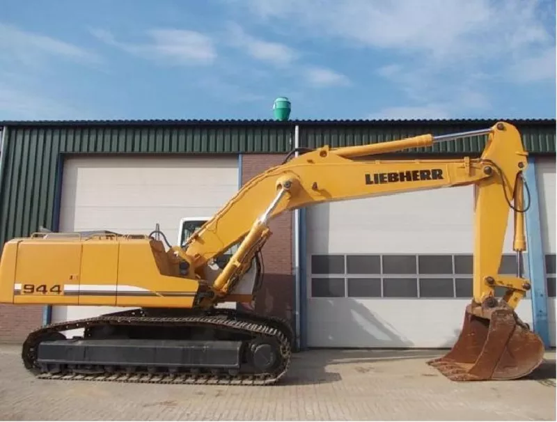 Liebherr R944C HDS Litronic — гусеничный экскаватор