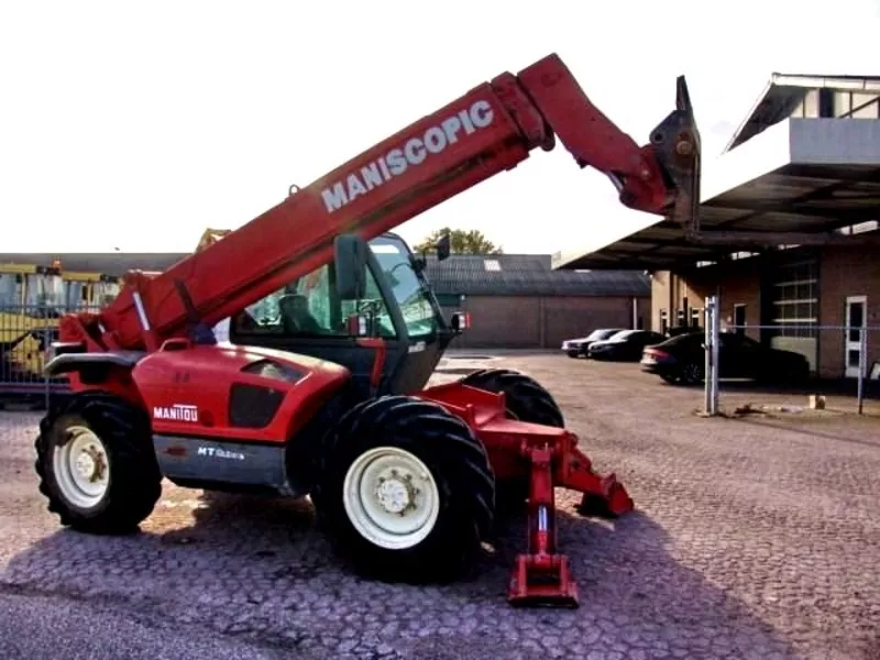 Manitou MT1233S- телескопический погрузчик