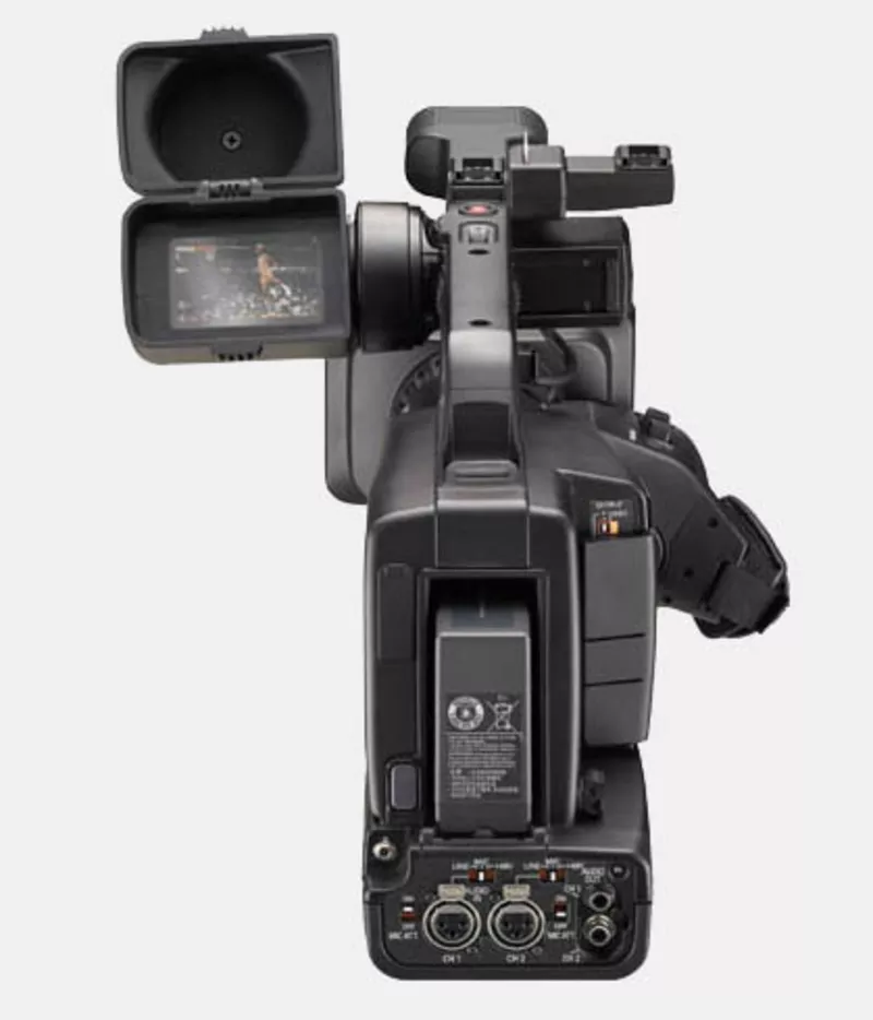 Видеокамера Panasonic_AG-HMC84ER 2