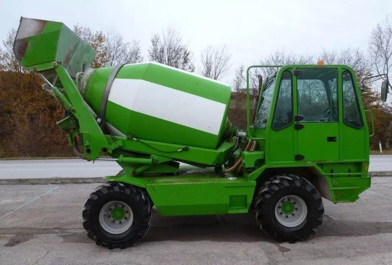 Merlo DBM 3500 EV -самозагружающийся бетоносмеситель