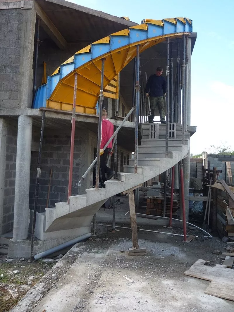 Строительство железобетонных лестниц и каркасных домиков 5