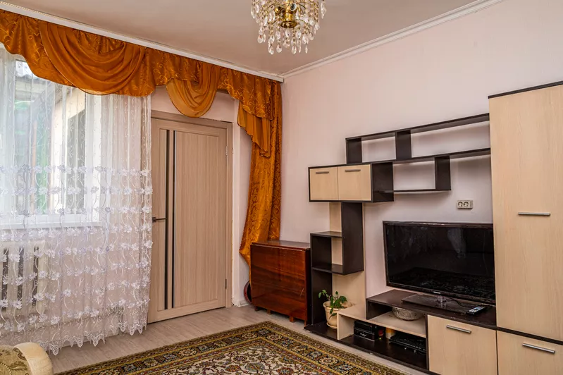2-комнатная квартира по цене 1-комнатной в центре Краснодара 5